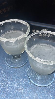 Lemon drop shots with sugar