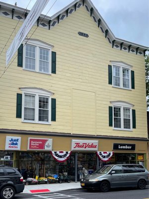 Hoffman's True Value Hardware