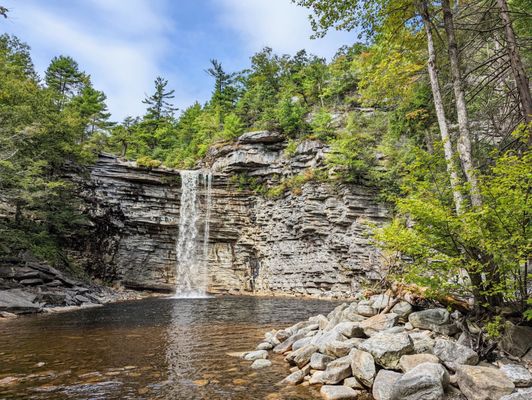 Awosting Falls | Instagram: @telephonesmoothie