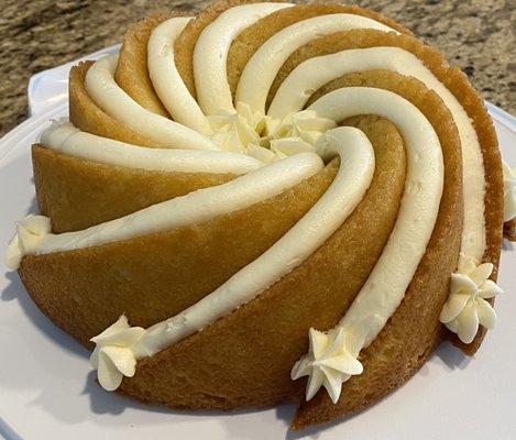 Lemon pound cake with lemon buttercream