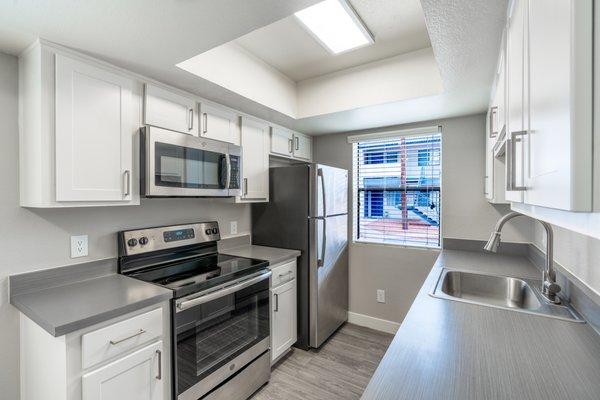 A2 - Renovated 1 Bed 1 Bath