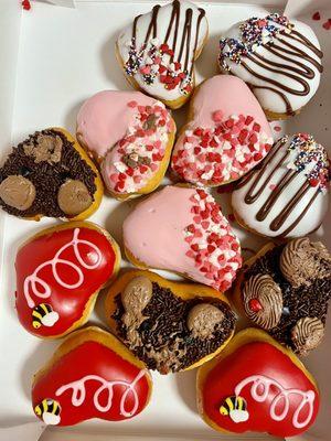 Valentine's Day 2022 Dozen (smaller than expected)