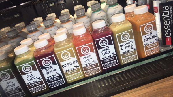 Delicious fresh juices made entirely of fruits and vegetables! YUM