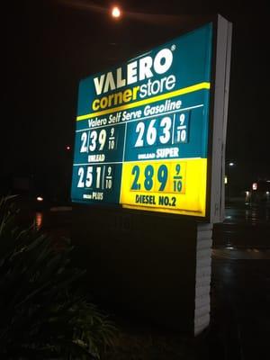 Gas price marquee