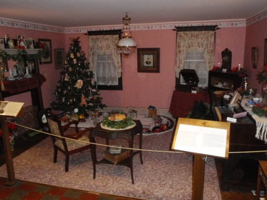 The second floor had static displays like this of life in the Victorian Age.