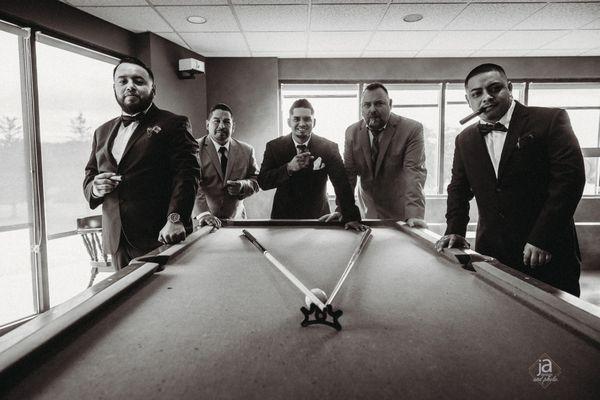 The Grooms Gang at Columbia hills Golf course shot by photographer Julie Johnson from Ja design and photo, llc