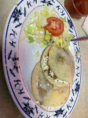 Gorditas De Chicharron Gorditas De Frijoles Con Queso