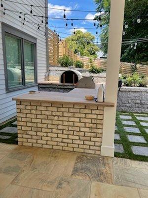 Outdoor kitchen