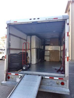 BOX TRUCK AVAILABLE FOR BIGGER JOBS