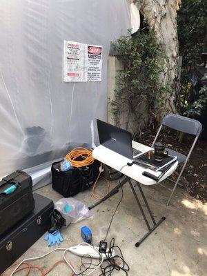 Mobile work station for air monitoring