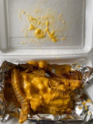 Cold stiff cheese fries