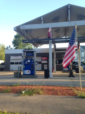 Natick Mobil -- 78 North Main Street / Route 27, Natick               Station