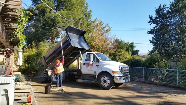 Loading in the asphalt