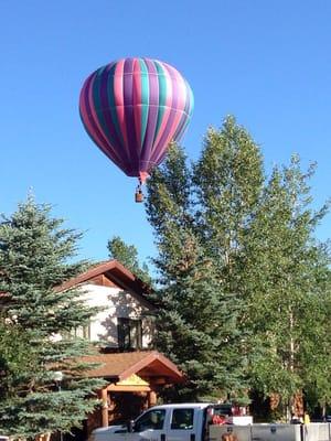 Ballon by main entrance