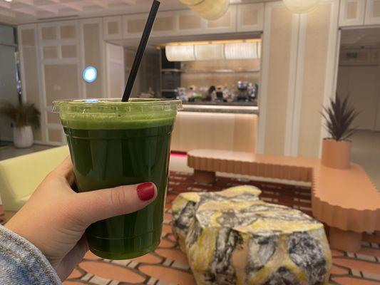 Green juice with two apples $12