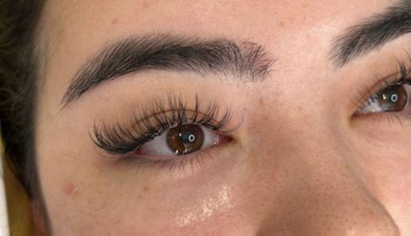 Classic lashes