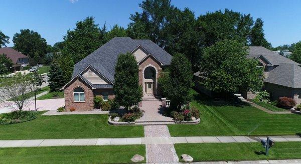 20124 Huron, Clinton Twp
Beautiful home!