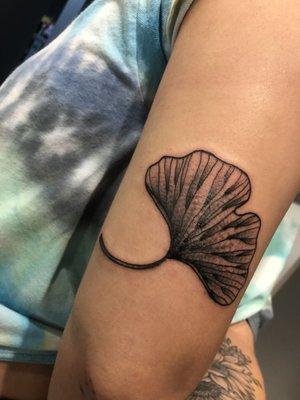 ginkgo leaf design - by jessica