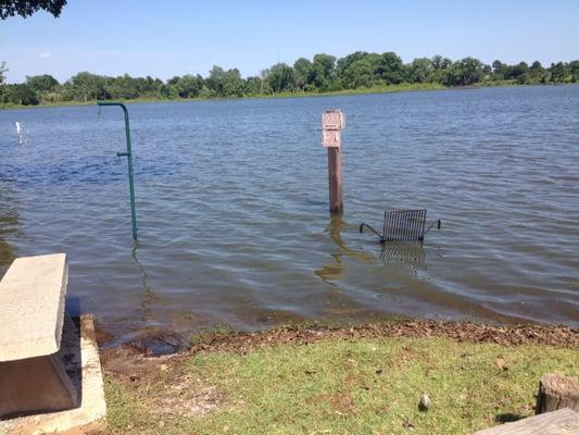 White catfish cove rv area the grill under water