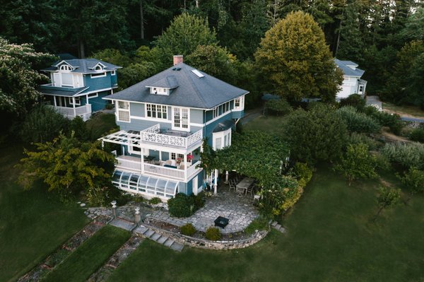 Stunning victorian home on the water in Lakebay, Washington.