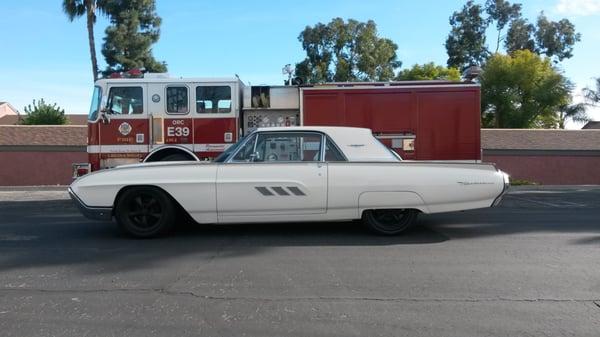 This 63 tbird has been pampered by nestor.