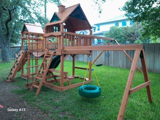 Pioneer Peak by Gorilla Playsets installed in San Antonio, Tx by Lone Star Assembly.