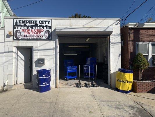 Empire City Tires & Service Storefront