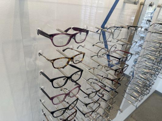 Great selection and affordable eyeglass!