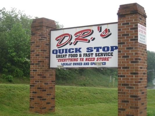 D R's Quick Stop