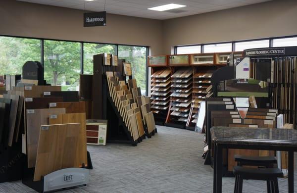 Hardwood Flooring Displays at CFM Beaverton