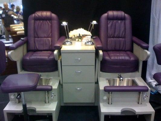 Private double mani/pedi room. Twice as much fun!