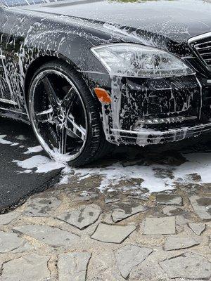 2019 Mercedes Benz in the middle of a decon bath!