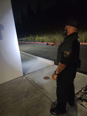 Security Officer on site at a Warehouse in Sumner, WA!