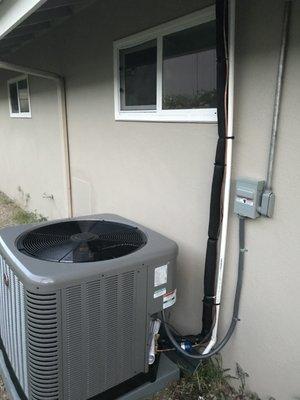 Pro air conditioning maintenance