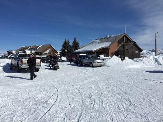 Strawberry Bay Snowmobiling