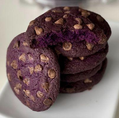 Ube chocolate chip cookies