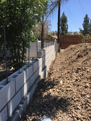 Retaining block wall