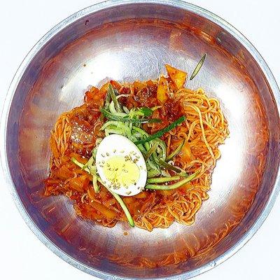 Spicy kimchi noodle