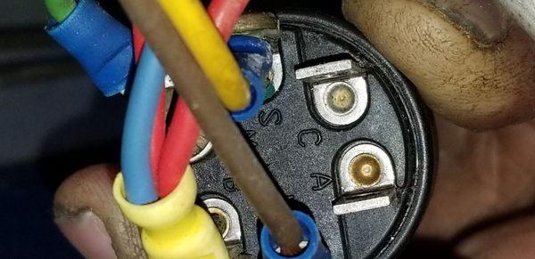 Wiring diagram For an ignition switch color code is wrong