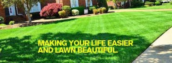 Property Maintenance

* Lawn Maintenance

* Fall / Spring Cleanups

* Mulching / Edging