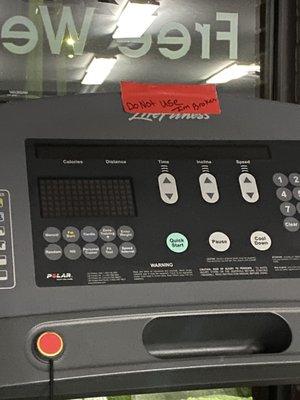 This has sign & broken treadmill has been exactly the same since 11/3/21 when I originally signed up to join the gym