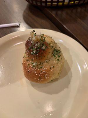 Garlic knot