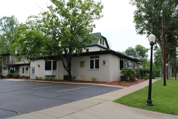 Exterior Photo of Avink, McCowen, & Secord Funeral Home and Cremation Society
409 S Main St #1316
Vicksburg, MI 49097