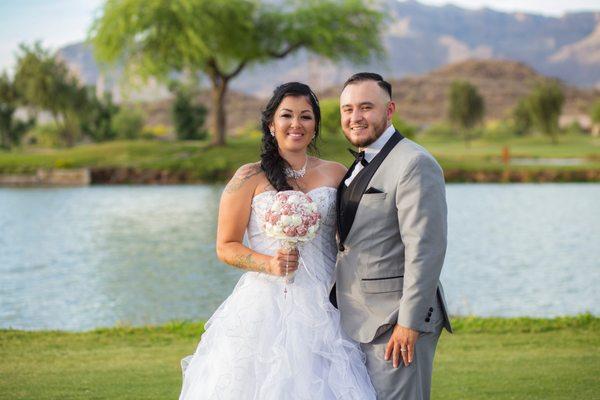 Jacob & Jessica 5-1-2021  What a FUN Wedding Crew! #TheViewsAtSuperstition #JessicaAndJacob #AllInclusiveWeddings @casadebacastudios