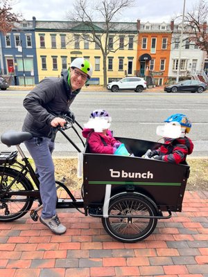 Bunch Bike Cargo Bike Rental at Strictly E-Bikes