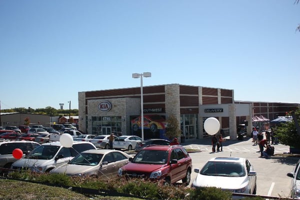 Southwest Kia Rockwall Store Front