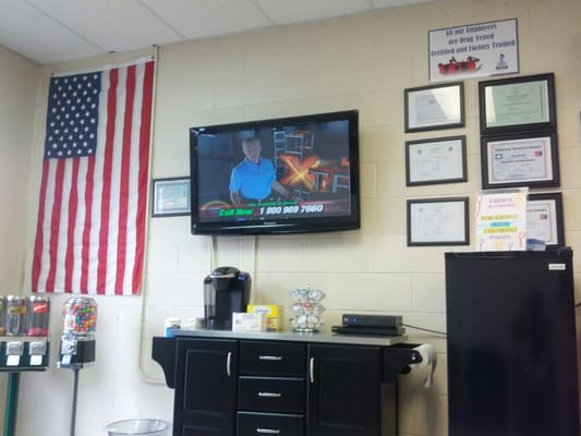 Waiting area (sitting facing the TV's)