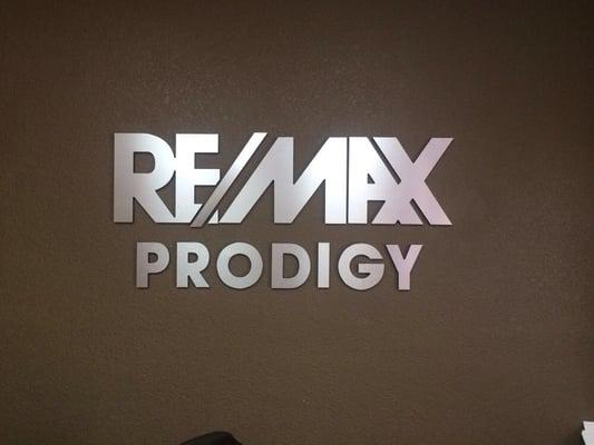 Dusty Miller-RE/MAX Prodigy