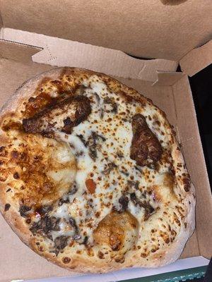 A bbq wing mushroom pizza?