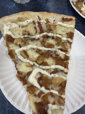 Chicken and bacon pizza. Good overall pizza.